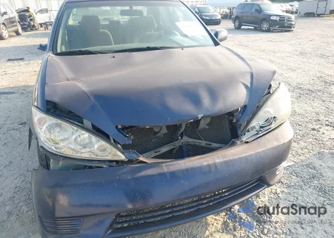 2005 Toyota Camry Le from USA, damaged, VIN 4T1BE32K35U006414